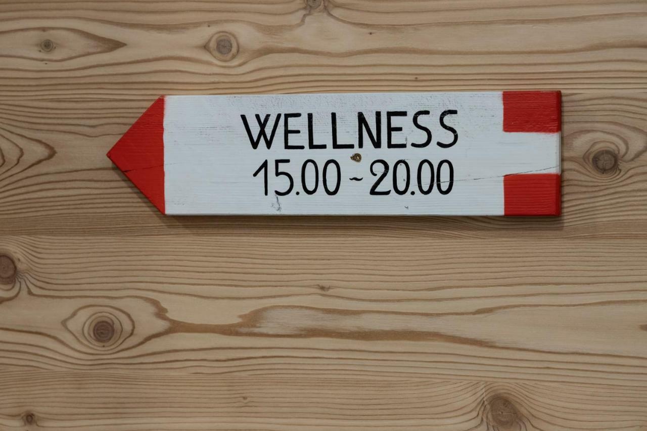 Garni & Wellness Anderle Hotell Vignola  Eksteriør bilde